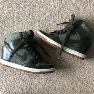 Nike army/olive green wedge sneakers